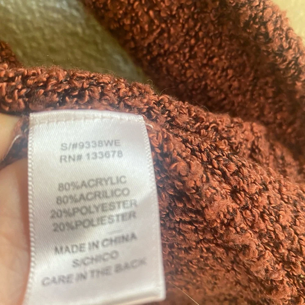Love Tree V-Neck Sweater - Rich Brown - Picture 4 of 5